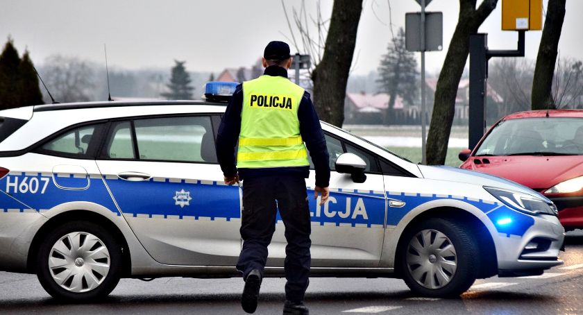 Weekend na drogach - czterech na gazie i 9 kolizji