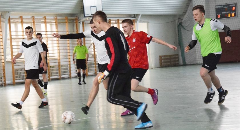 Puchar nowomiejskiego turnieju dla PKM Produkt