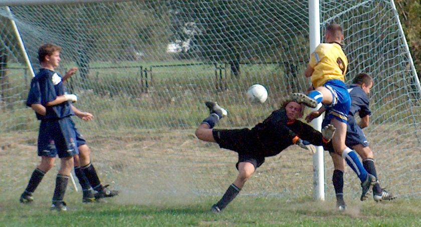 RetroPiłka - wrzesień 2003 - Orlęta Baboszewo