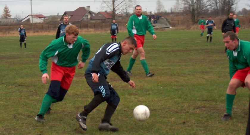 RetroPiłka - listopad 2003 - Orlęta Baboszewo