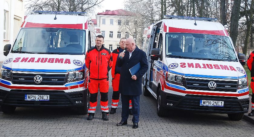 Dwie nowe karetki