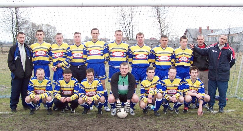 RetroPiłka - marzec 2004 - Orlęta Baboszewo