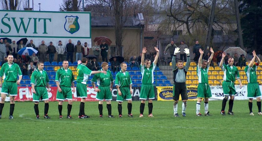 RetroPiłka - kwiecień 2004 - Sona Nowe Miasto