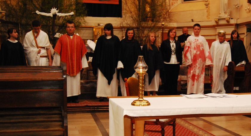 Wielkanocne wspominajki - zdjęcia z Misterium Męki Pańskiej w Gralewie z 2011 roku