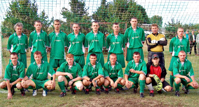 RetroPiłka - sierpień 2004 - Sona Nowe Miasto