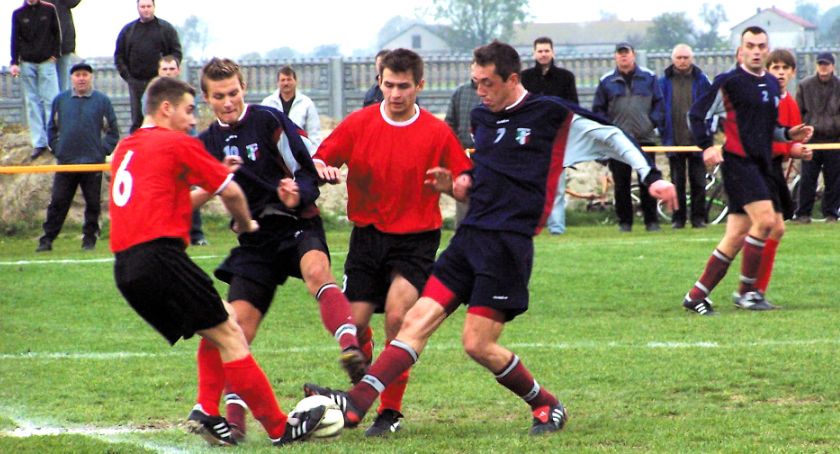 RetroPiłka - październik 2004 - Tęcza 34 Płońsk