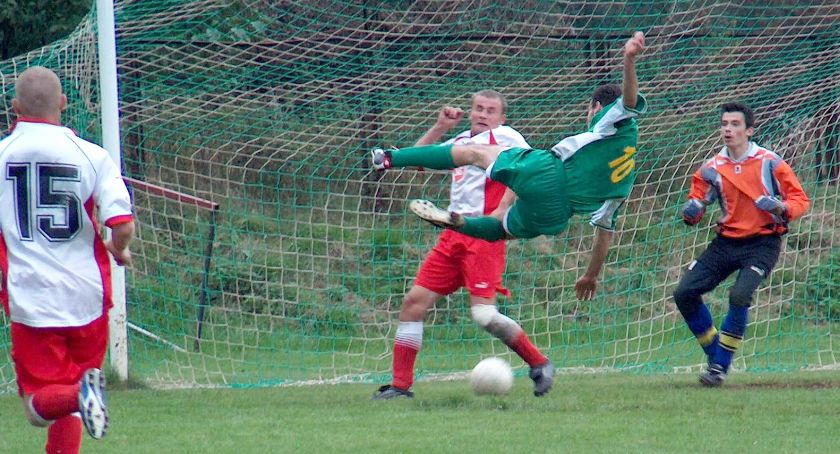 RetroPiłka - październik 2004 - Sona Nowe Miasto