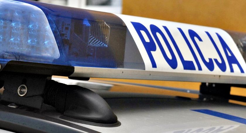 19-latek z gminy Joniec odpowie za kradzież corsy w Płońsku