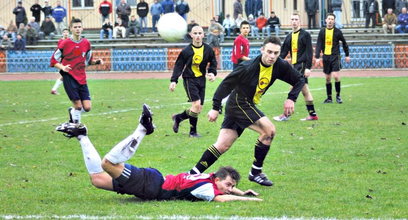 RetroPiłka - listopad 2004 - Tęcza 34 Płońsk