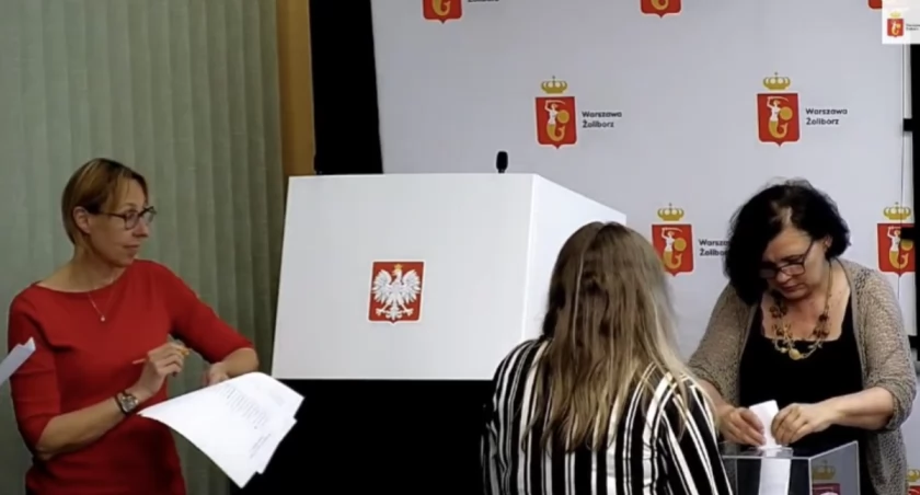 Renata Kozłowska Burmistrzem Dzielnicy. Wybrano również Zarząd