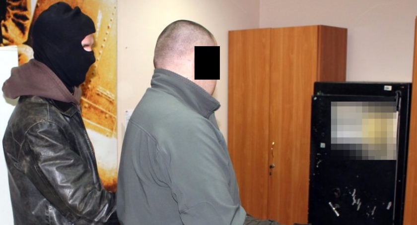 Napad na pocztę – oficjalna relacja policji
