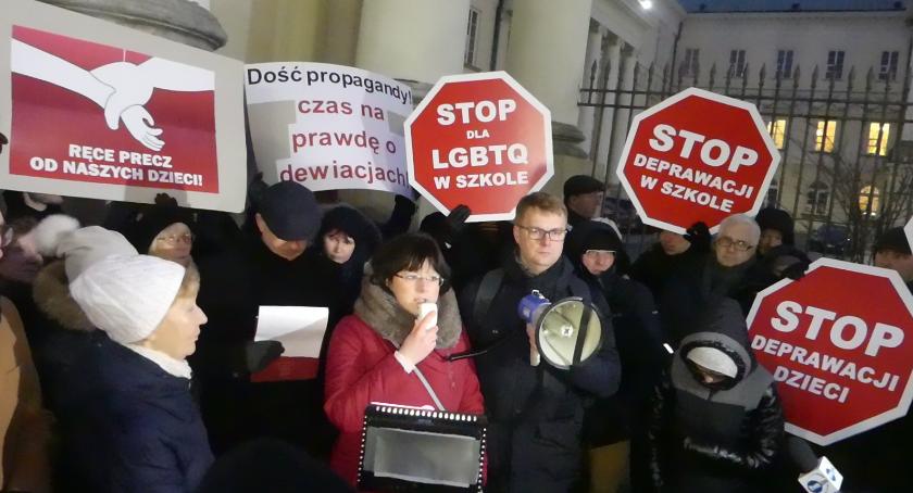 Stop indoktrynacji pod pozorem walki z nienawiścią 