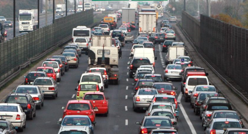 Na warszawskich drogach jest bezpieczniej