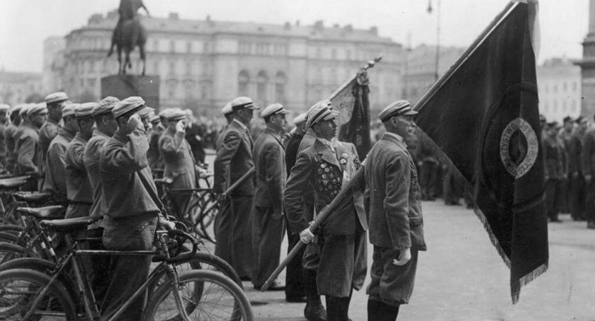 Czar nie zawsze dwóch kółek, czyli cykliści w dawnej Warszawie