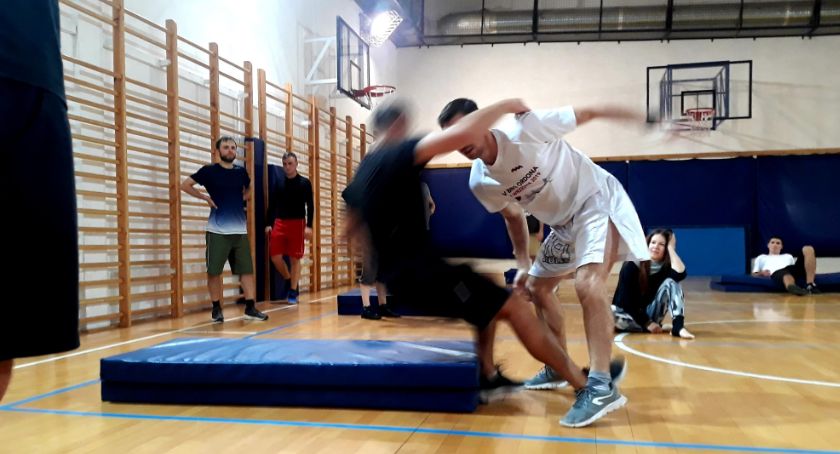 Bezpłatne treningi: Krav maga & cross-boxing