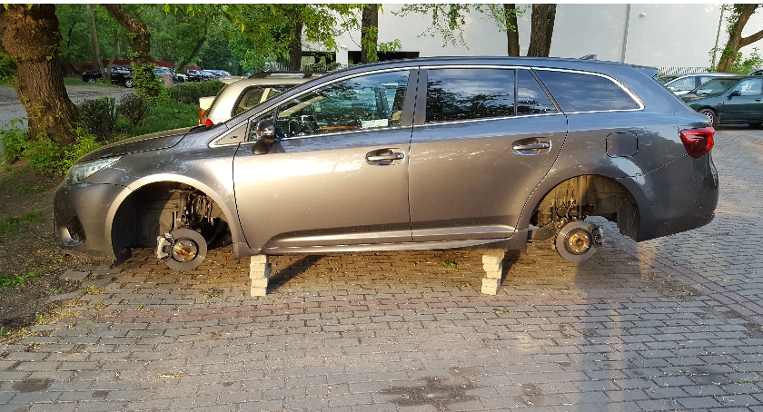Czarny Punkt -  na ul. Barszczewskiej złodziejstwo narasta.