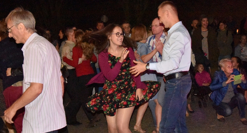 Potańcówka w Prochowni w Parku Żeromskiego - zdjęcia.