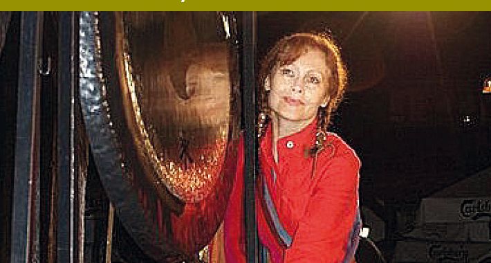 Elżbieta Krajewska - Zamieniam się w słowa