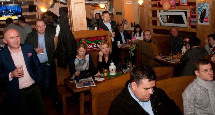 Wspólne oglądanie debaty z Anną Marią Anders