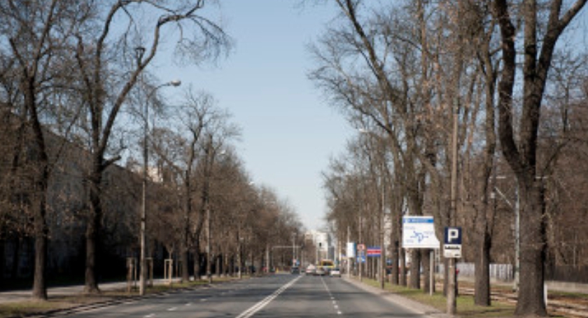 HISTORYCZNE LATARNIE STANĄ NA UL. MICKIEWICZA