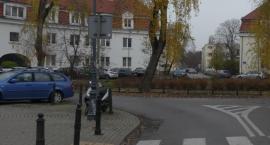 Plac Henkla - czarne jest białe