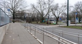 Światła na przejściu dla pieszych przy ulicy Krasińskiego