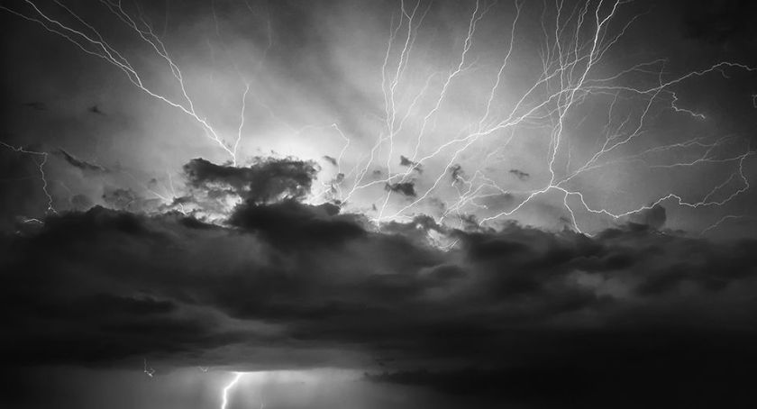 Synoptycy ostrzegają - mogą być burze z gradem