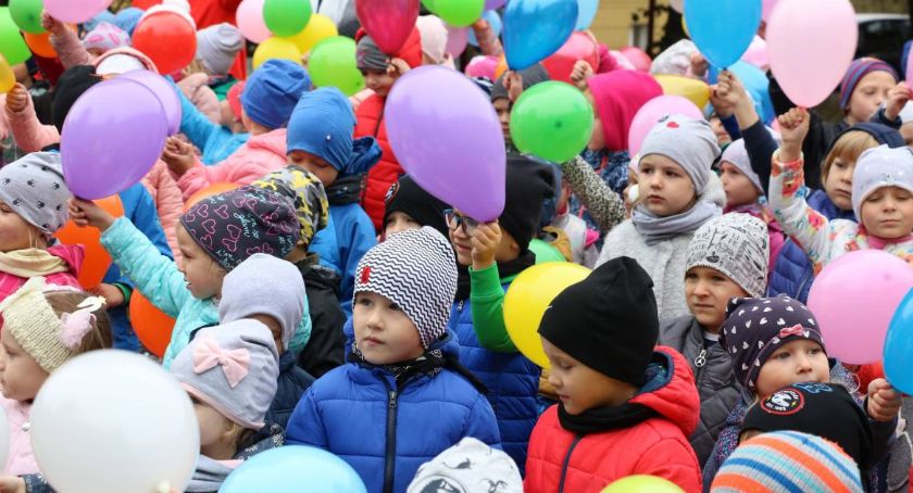 Ruszyły zapisy na wakacyjną opiekę w zambrowskich przedszkolach