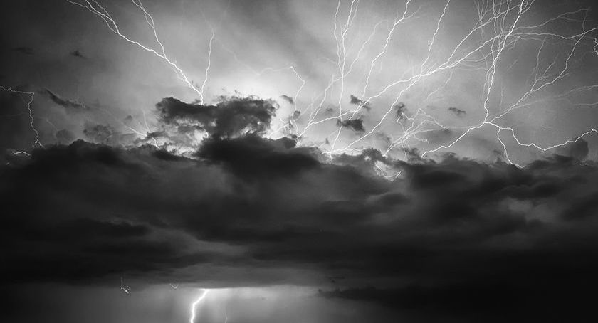 Synoptycy ostrzegają przed burzami z gradem