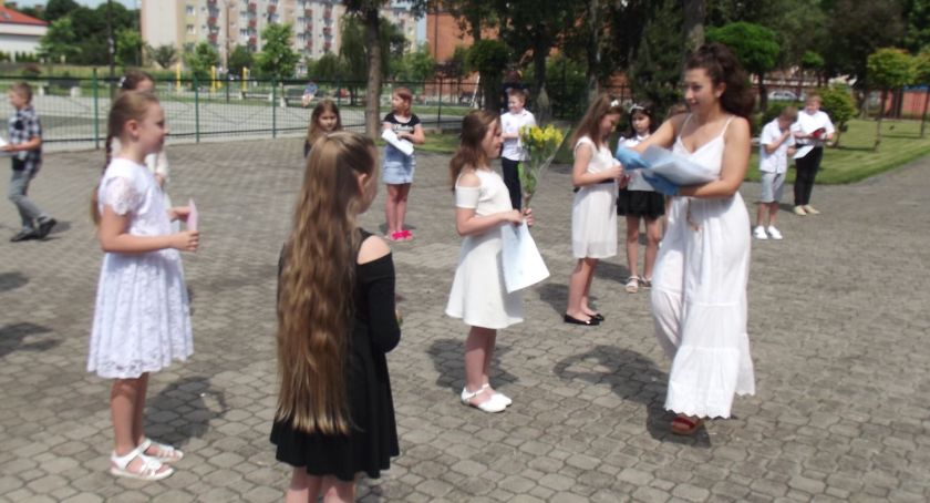 SP3 - galeria zdjęć z zakończenia roku szkolnego 2019/2020 [foto]