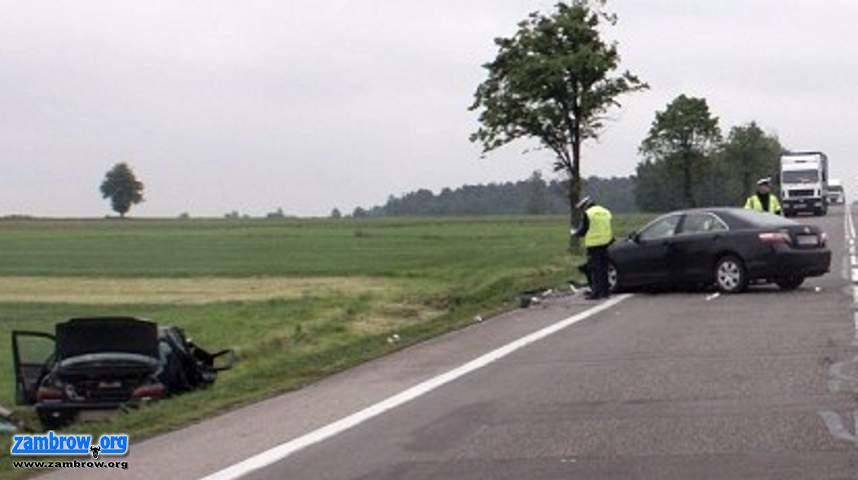 Tragedia na krajowej ósemce. Zginął 38-letni pasażer Peugeota 