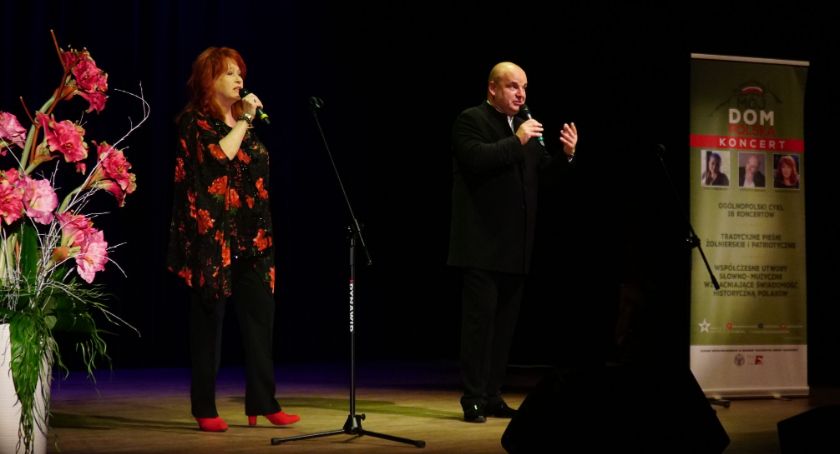 Koncert Mój Dom Polska zainaugurował miejskie obchody upamiętniające setną rocznicę bitwy warszawskiej [foto]