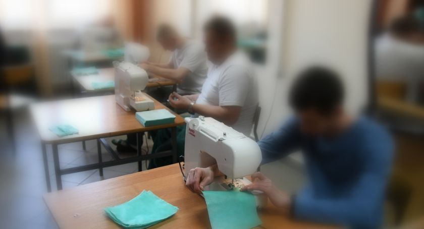 7 tys. maseczek z Czerwonego Boru do Caritasu
