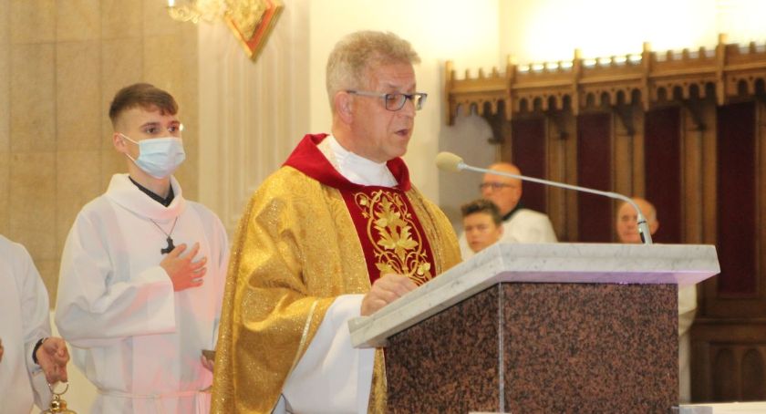 Parafia Trójcy Przenajświętszej oficjalnie ma nowego proboszcza [foto]