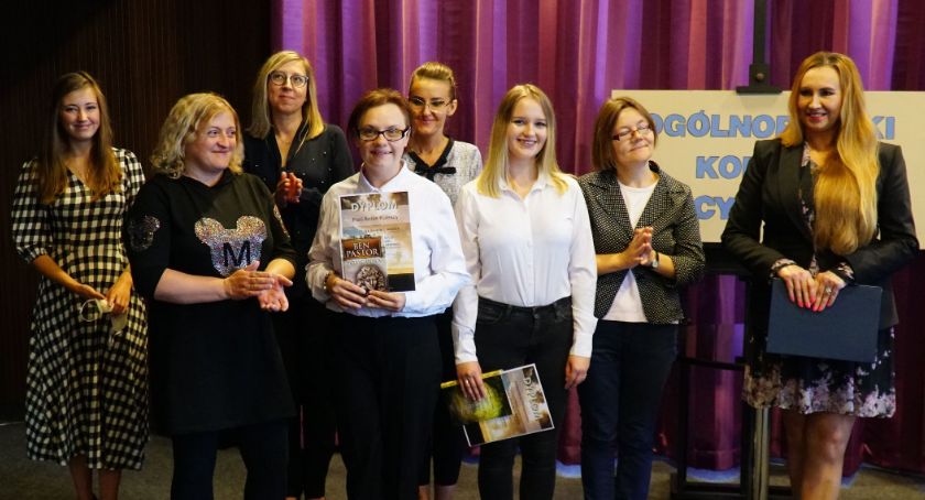 Powiatowe eliminacje do 65. Ogólnopolskiego Konkursu Recytatorskiego za nami [foto]