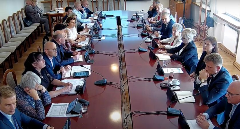 Od nowego roku nowe opłaty. Sprawdź, ile zapłacisz za wywóz śmieci