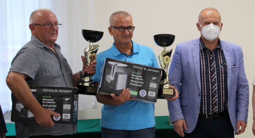 Witold Jemielity i Jan Wyszyński zwycięzcami II Turnieju Brydża Sportowego o Puchar Wójta Gminy Zambrów [foto]