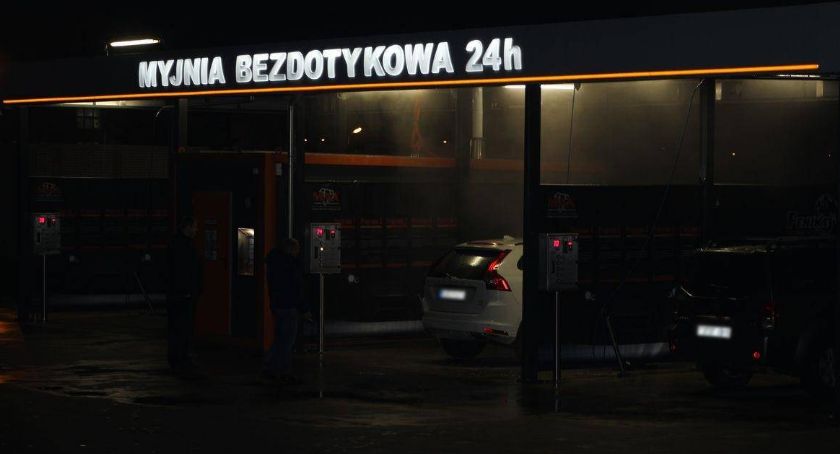 Myjąc samochód pomożesz małemu Michasiowi, który walczy z SMA