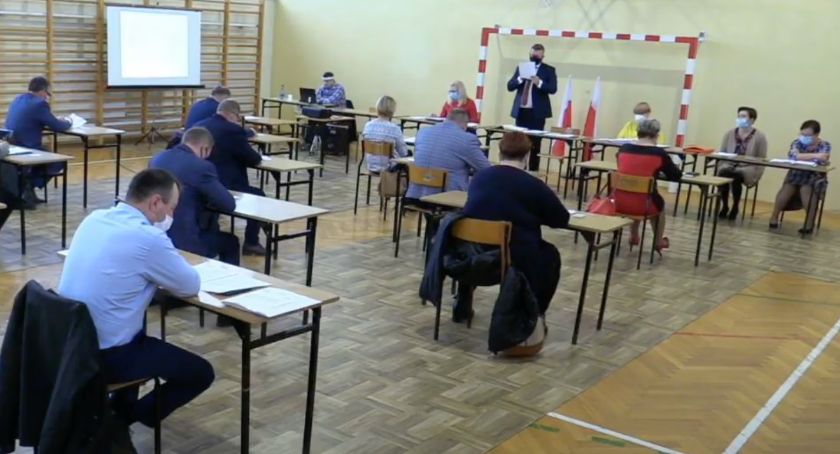 Trwa XIII sesja Rady Gminy Kołaki Kościelne [video]