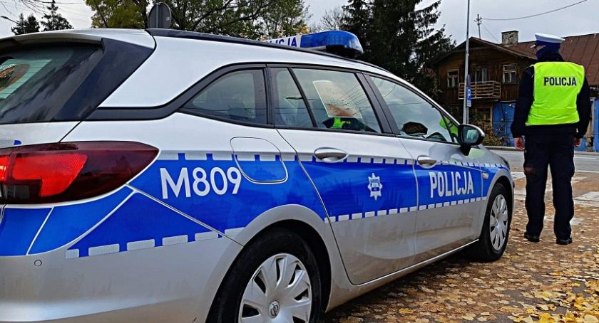 Wszystkich Świętych: Pouczenia na cmentarzu, pijany na drodze i mandaty za prędkość