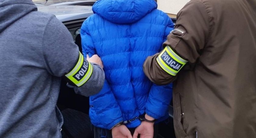 Narkotyki w domu 37-letniego zambrowianina