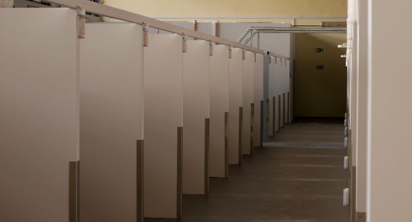 Kończą się prace budowlane przy szpitalach tymczasowych w Podlaskiem