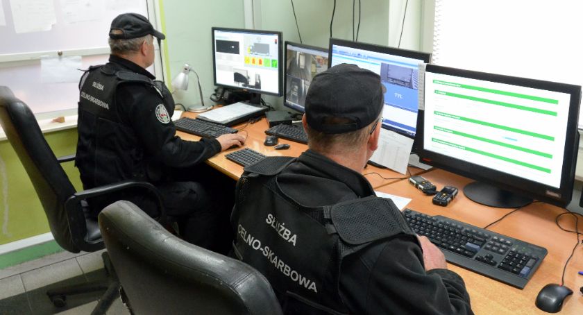 KAS: trwa rekrutacja do Służby Celno-Skarbowej w woj. podlaskim