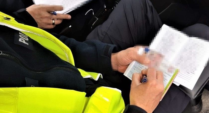 Kierowca audi stracił prawo jazdy. Jechał o 60 km/h za szybko