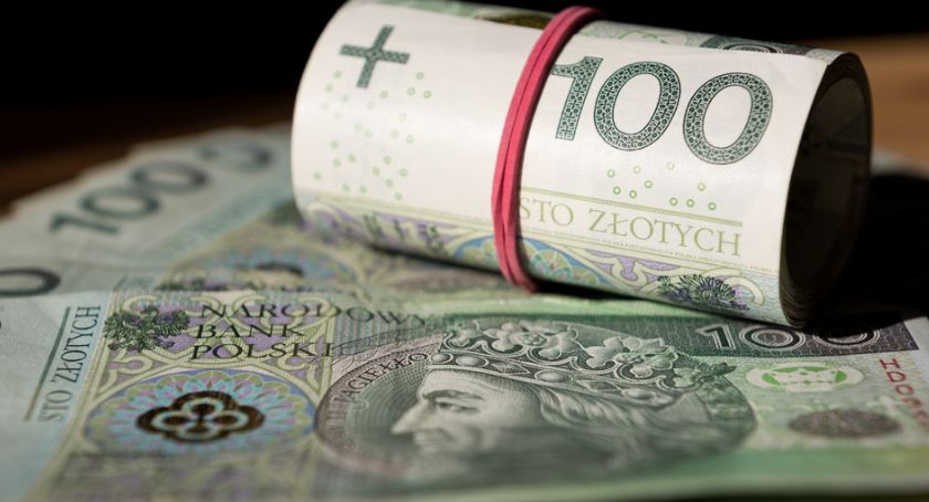 Kredyt gotówkowy czy pożyczka ratalna: co wybrać?