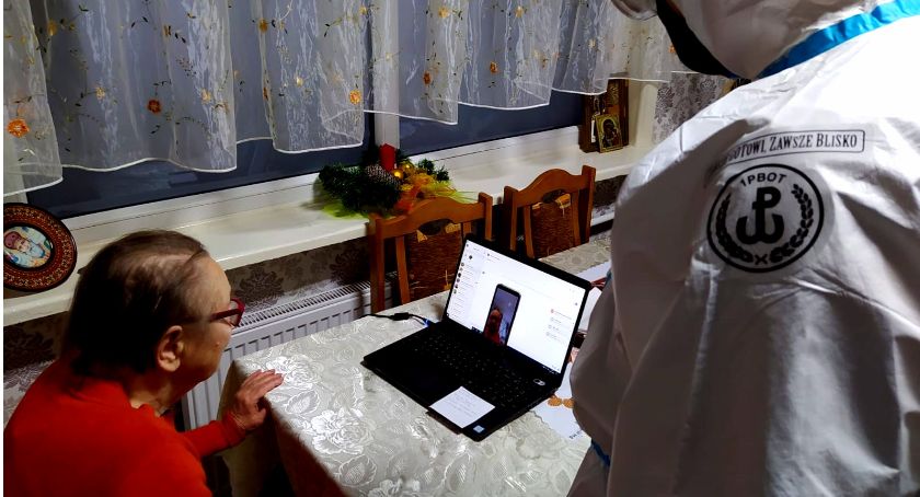 Terytorialsi połączyli seniorów z ich rodzinami przed prawosławnymi świętami Bożego Narodzenia