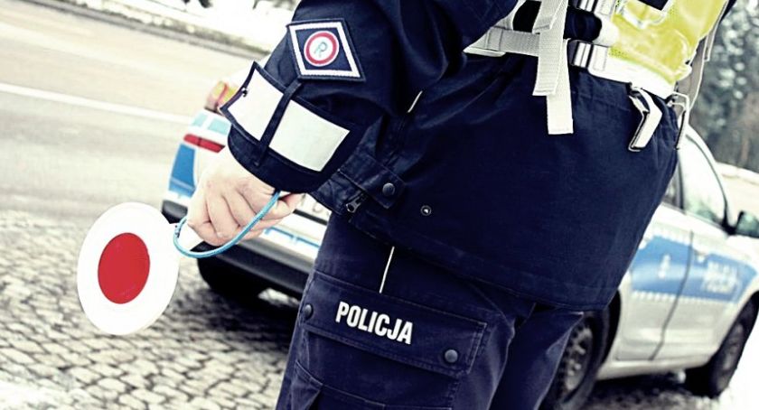 Dwoje kierowców straciło prawa jazdy. Jechali za szybko w terenie zabudowanym