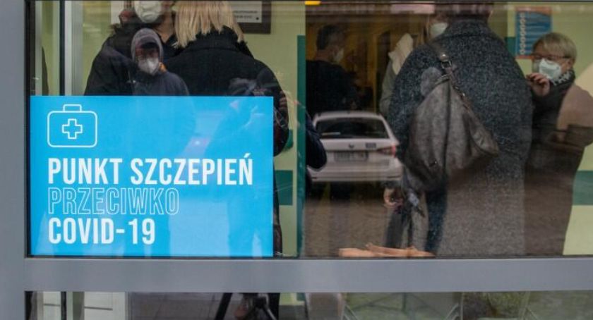 Wciąż wraca sprawa punktów szczepień przeciw COVID-19 w powiecie zambrowskim
