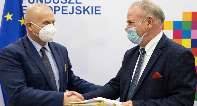 Mieszkańcy gminy Zambrów zapłacą mniejsze rachunki za prąd
