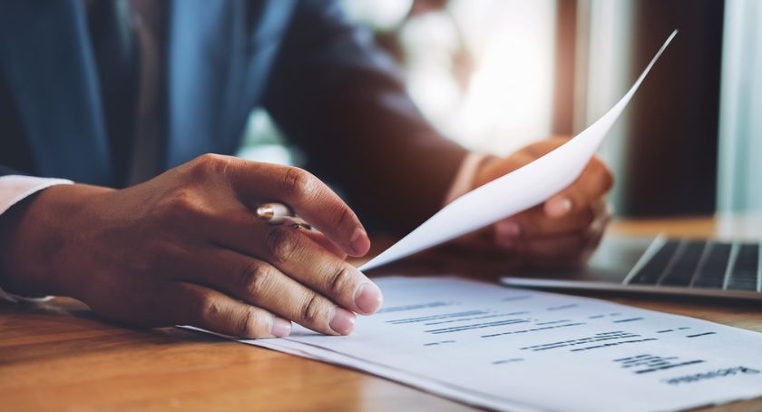 Zaniżył przychód o 13 mln zł. Teraz musi zapłacić 3,5 mln zł należnego podatku 